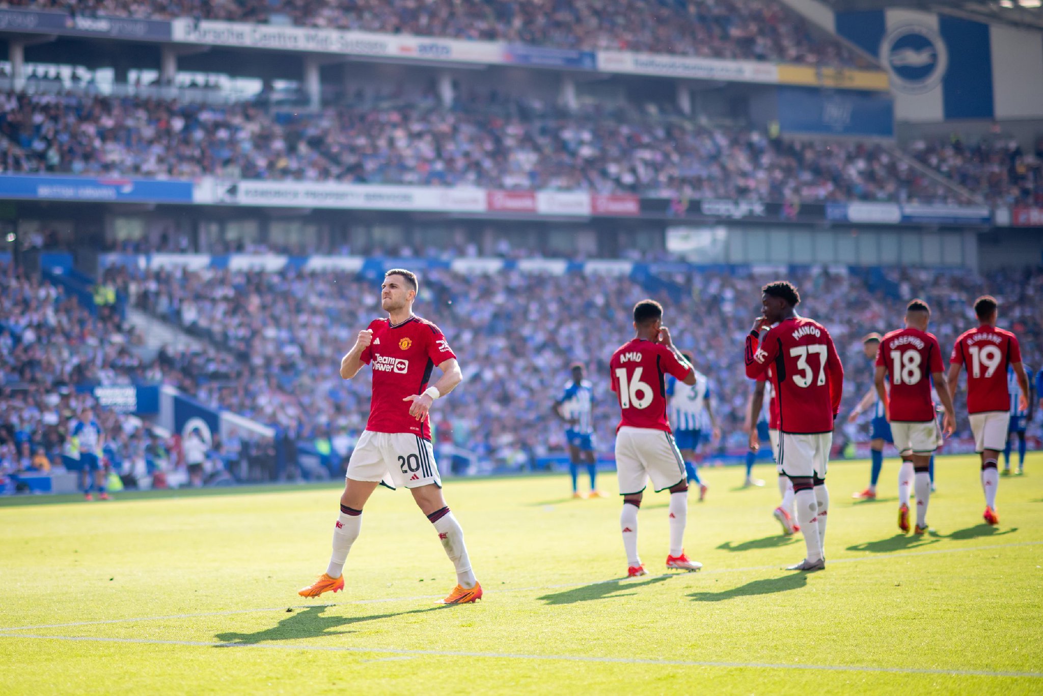 表现不仅为 表现不仅为